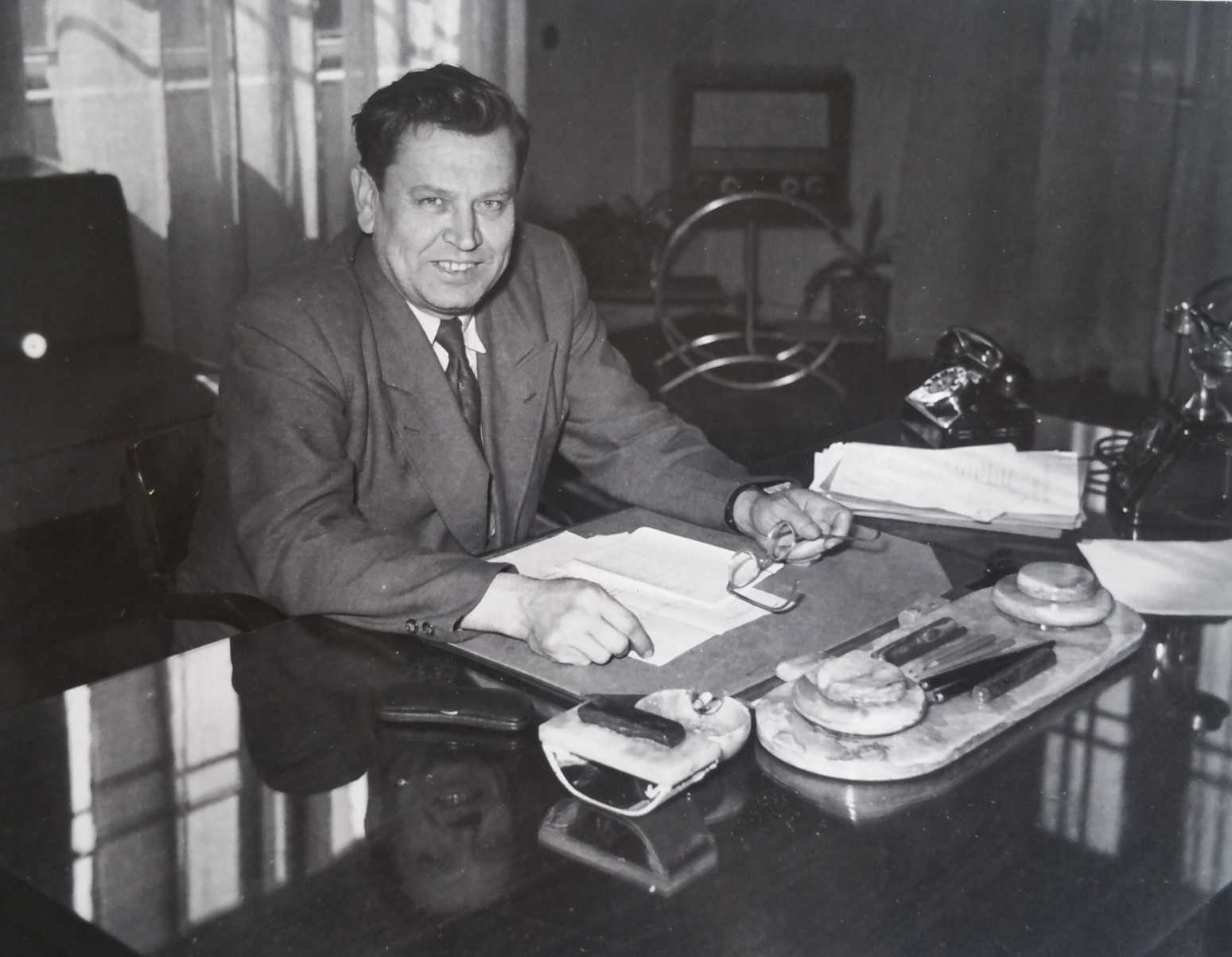 1955 - děkan Krofta v pracovně